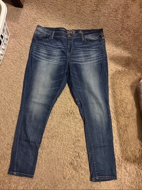 Buckle Dark Blue Washed Skinny Jeans